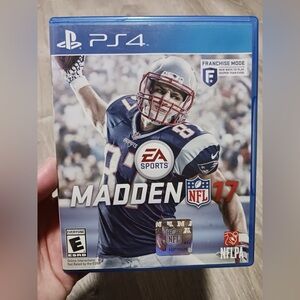 EUC ps4 madden 17 game